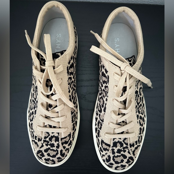 Rothy’s Little Dessert Cat Lace Up Sneaker - Picture 3 of 8